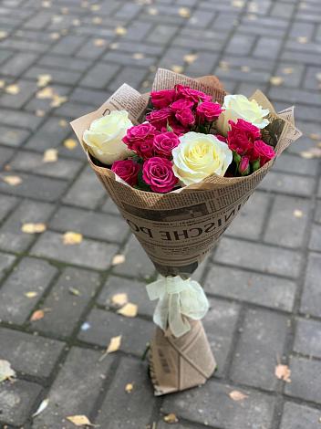 Букет цветов из: Розы в Харабали